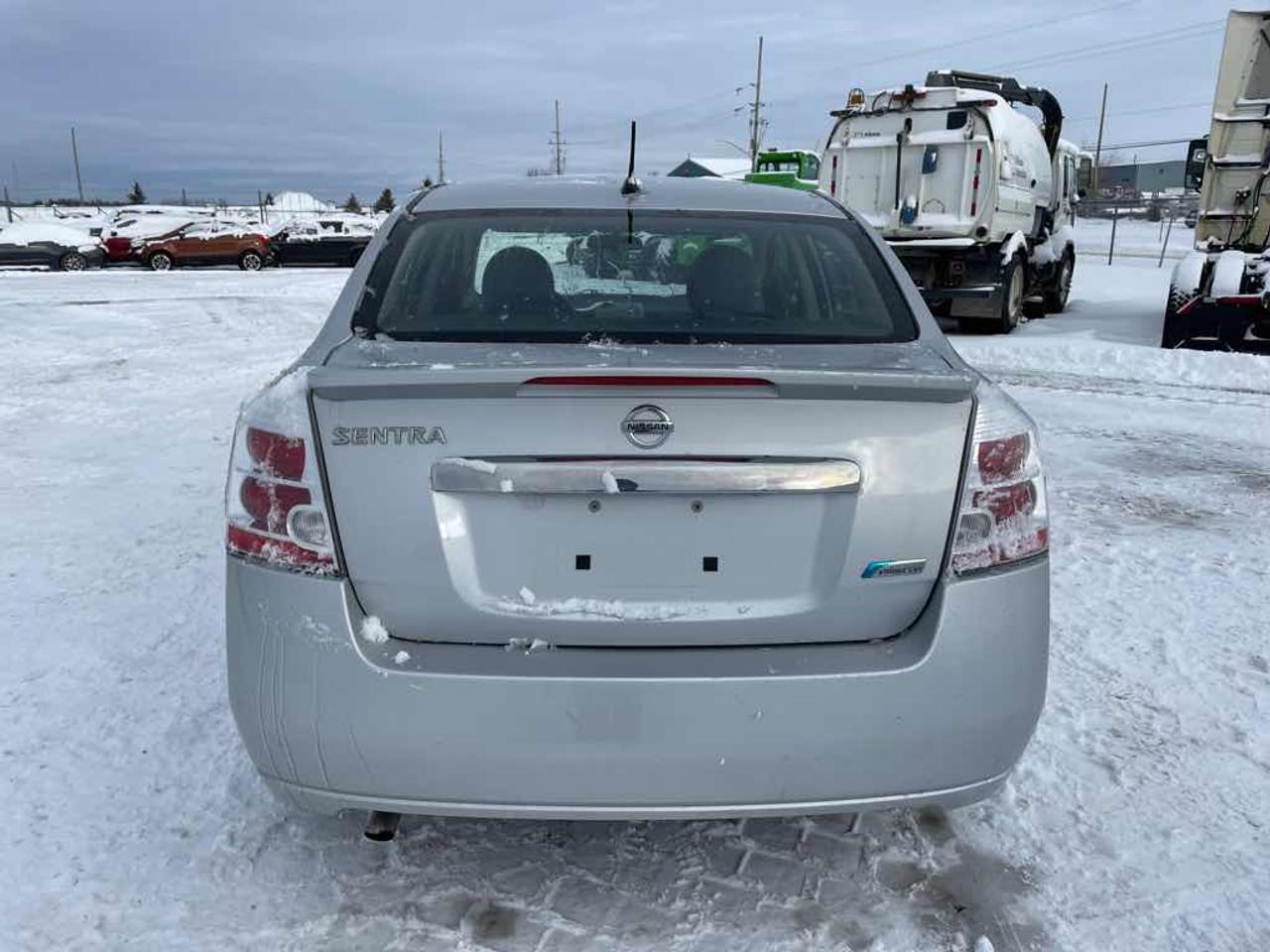 2011 Nissan Sentra  Photo4
