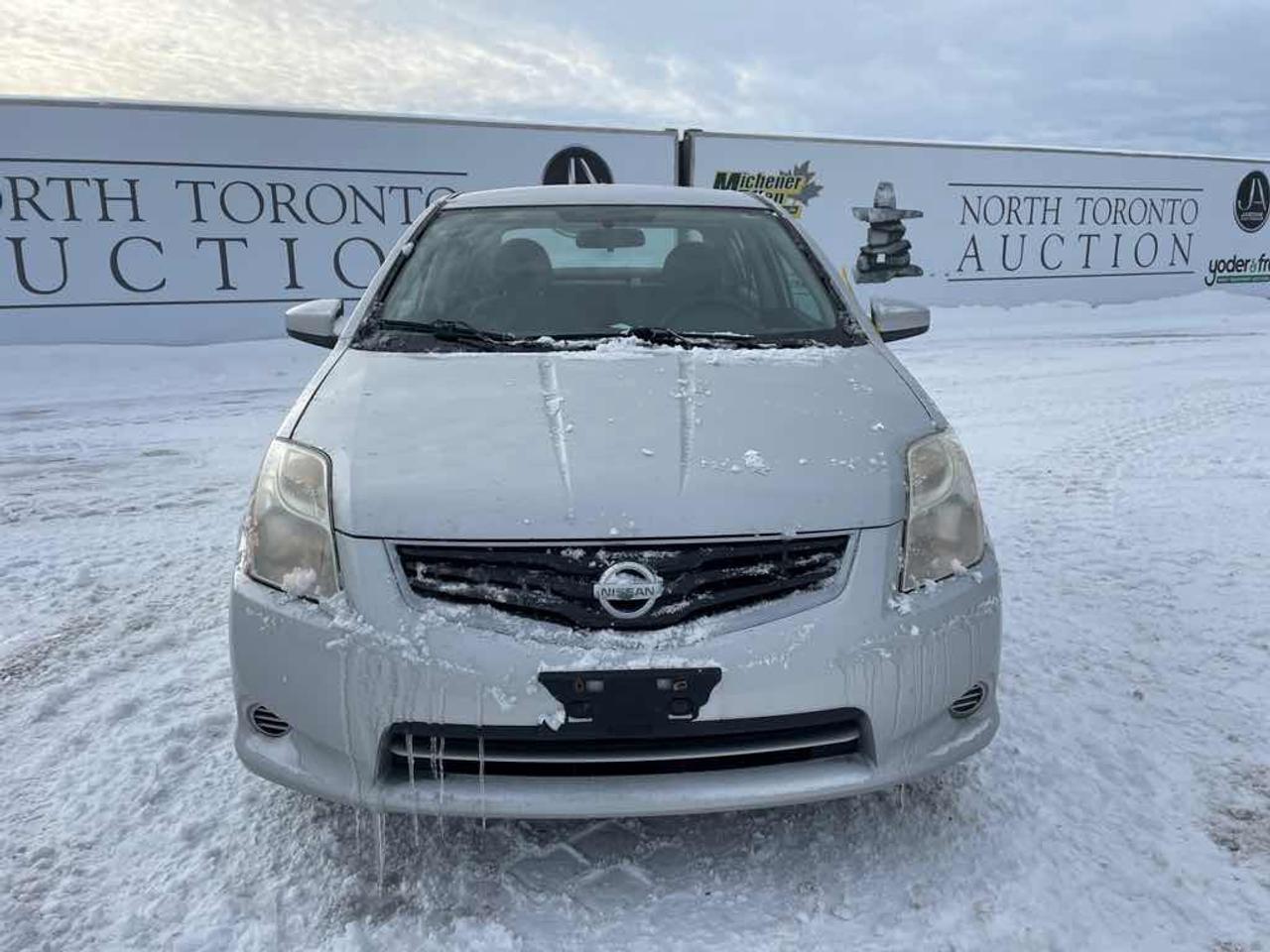 2011 Nissan Sentra  Photo1