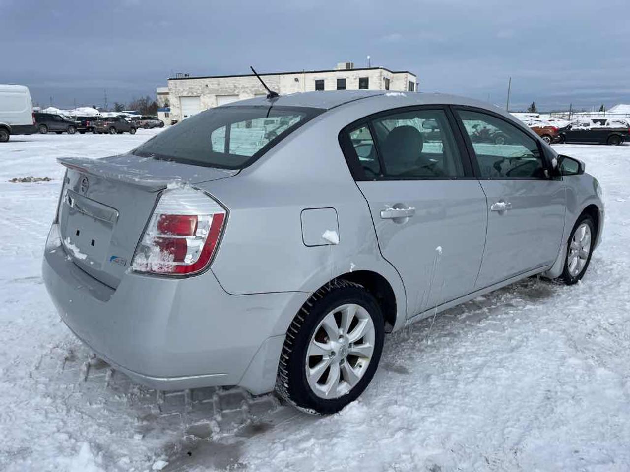 2011 Nissan Sentra  Photo