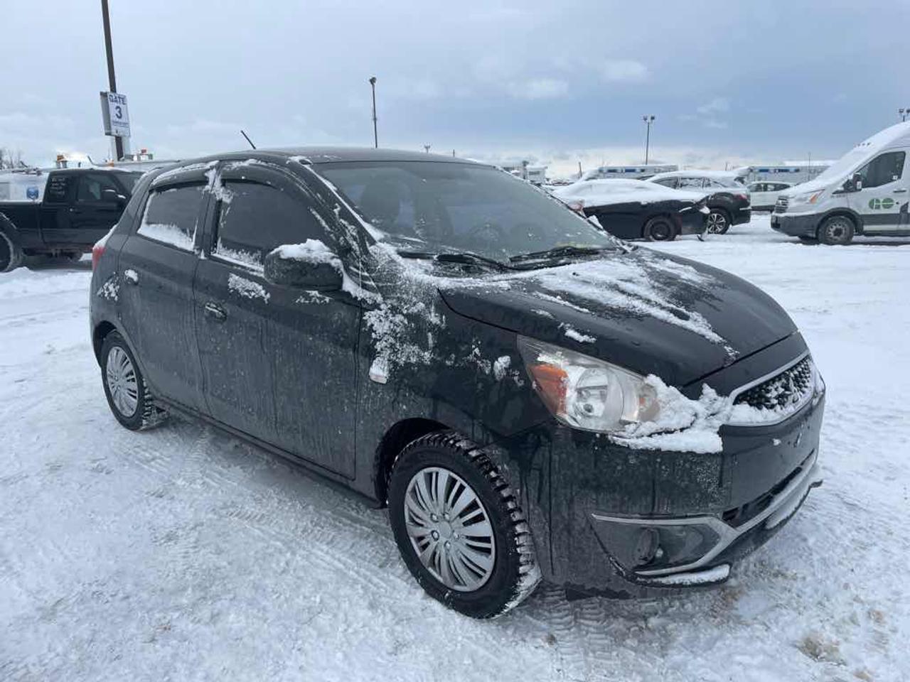 2017 Mitsubishi Mirage ES Photo