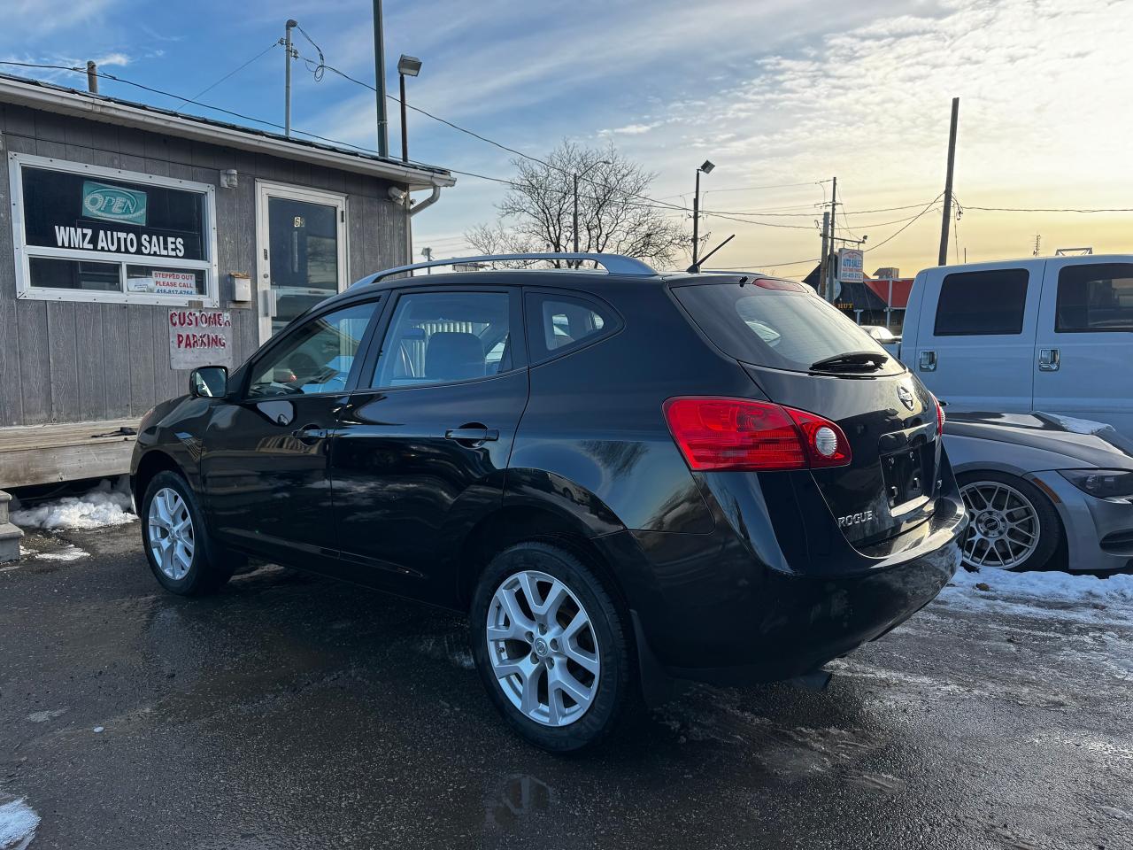 2009 Nissan Rogue S Photo