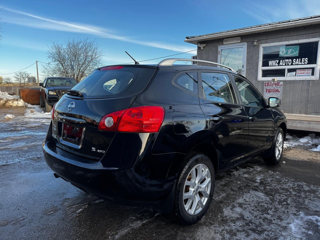 2009 Nissan Rogue S Photo
