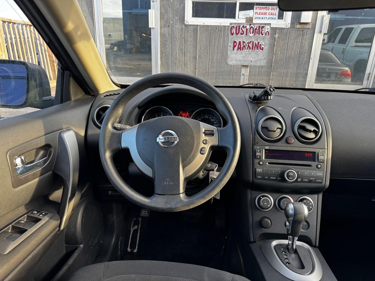 2009 Nissan Rogue S Photo