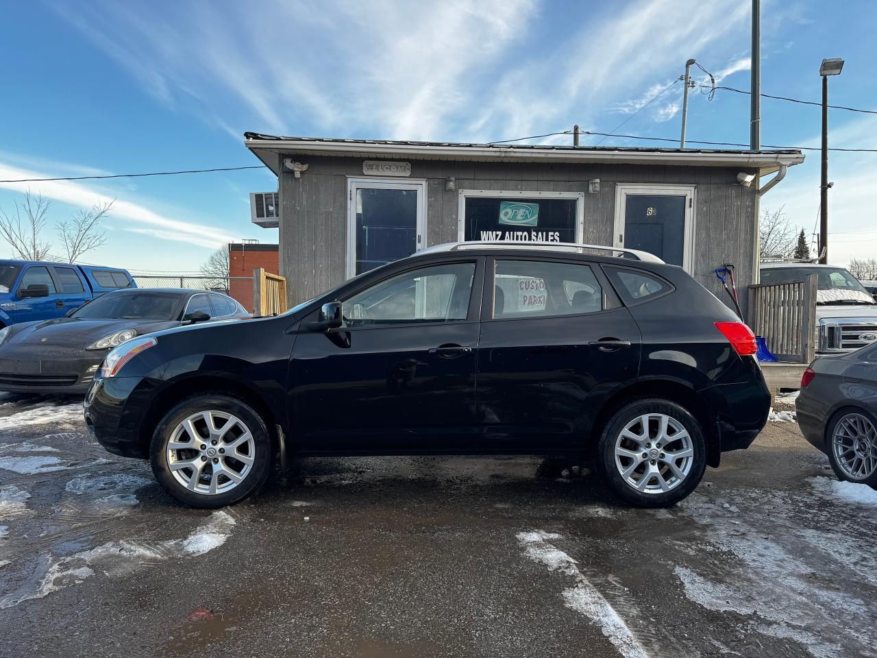 2009 Nissan Rogue S Photo