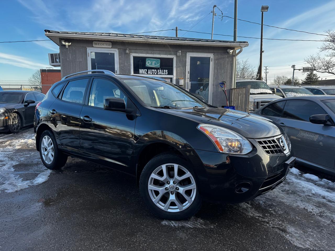2009 Nissan Rogue S Photo