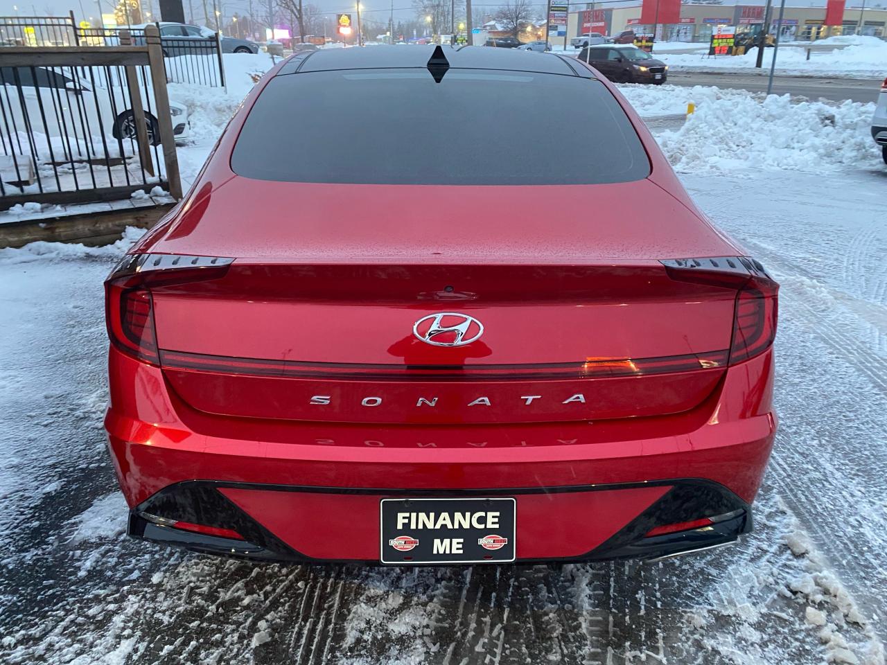 2021 Hyundai Sonata SEL- LUXURY Photo3