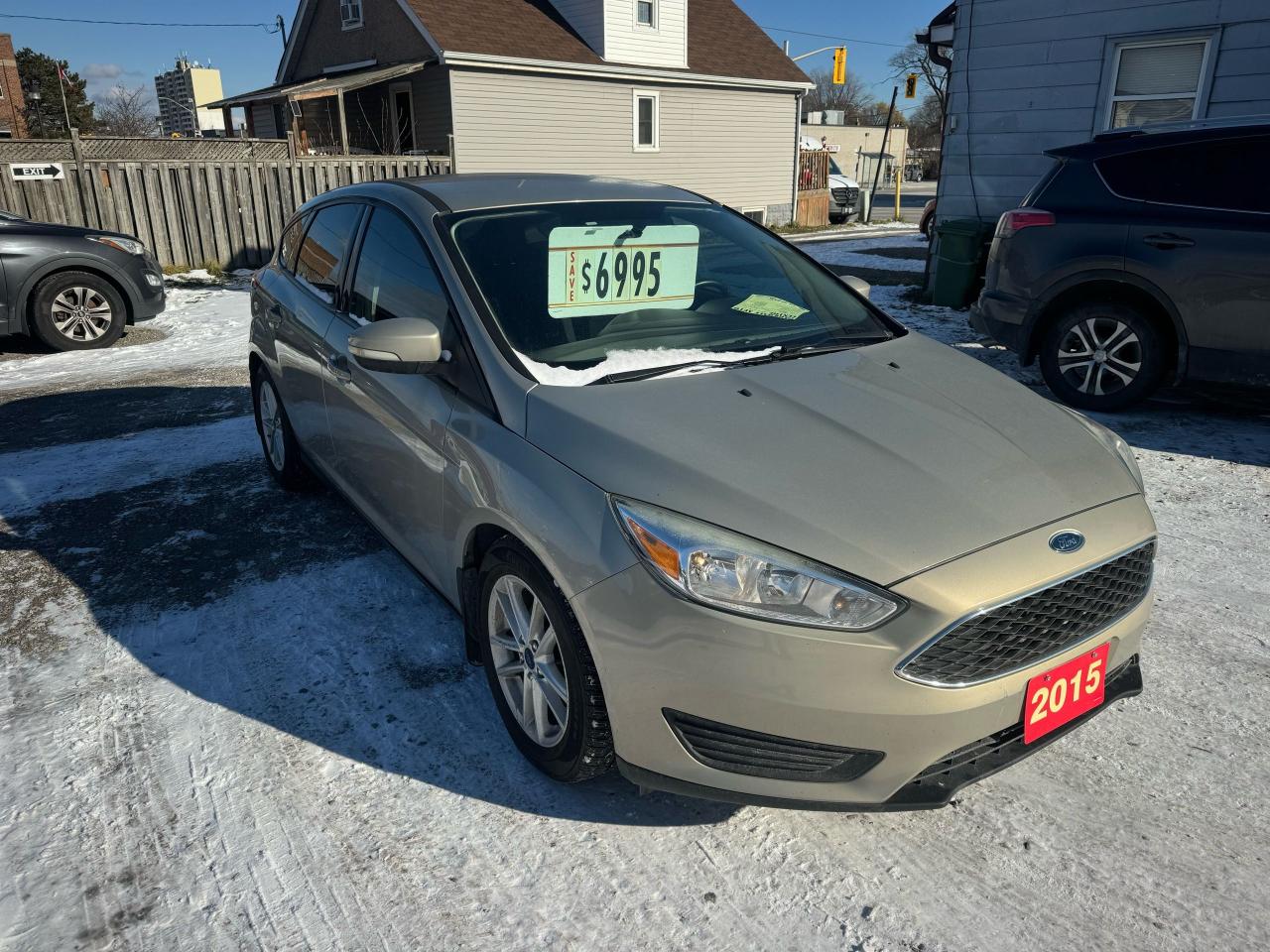2015 Ford Focus SE - Photo #2