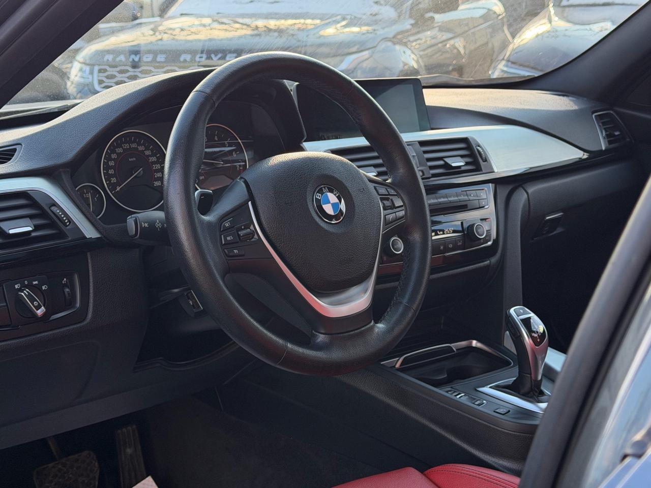 2016 BMW 3 Series 328i xDrive - Photo #6