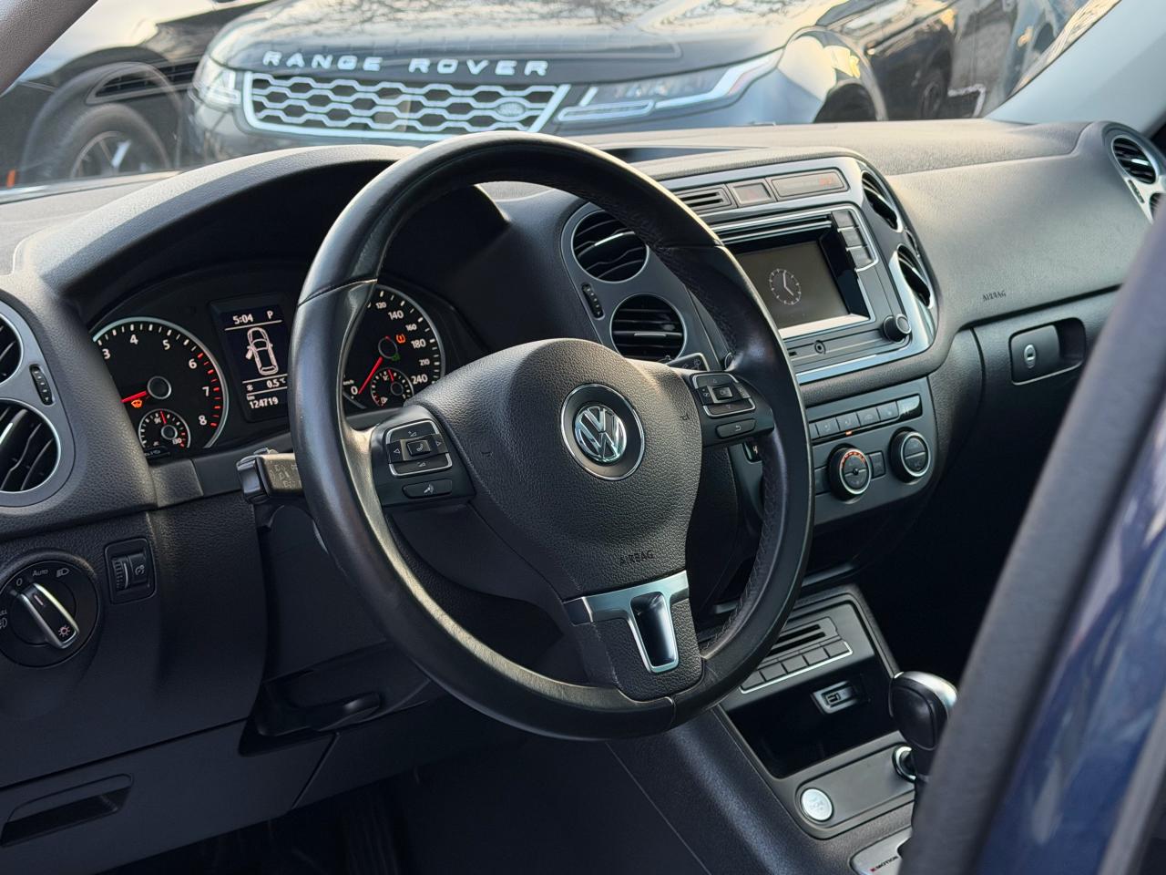 2016 Volkswagen Tiguan Comfortline AWD SUNROOF|BACKUP|HEATED SEATS - Photo #6