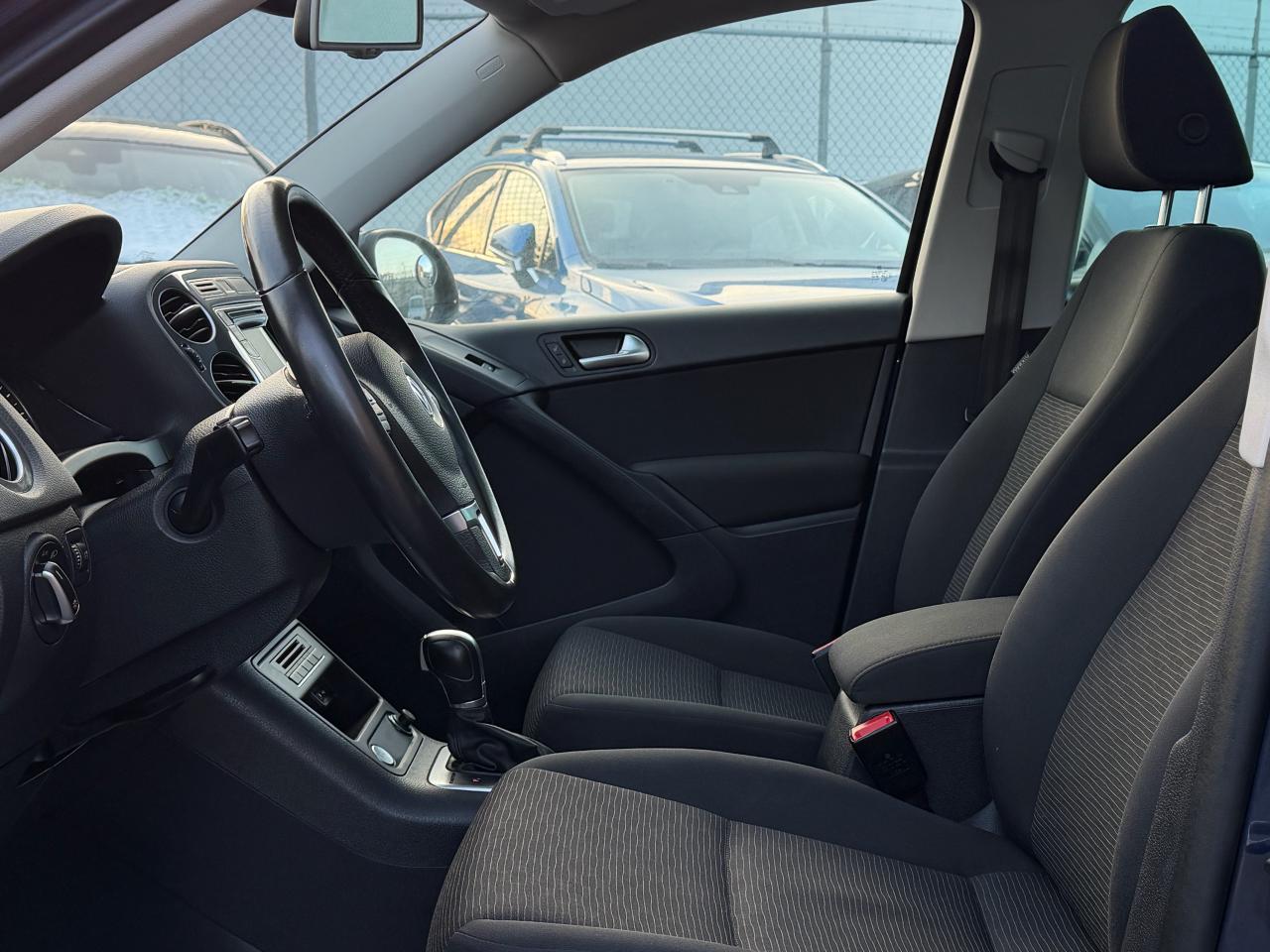 2016 Volkswagen Tiguan Comfortline AWD SUNROOF|BACKUP|HEATED SEATS Photo