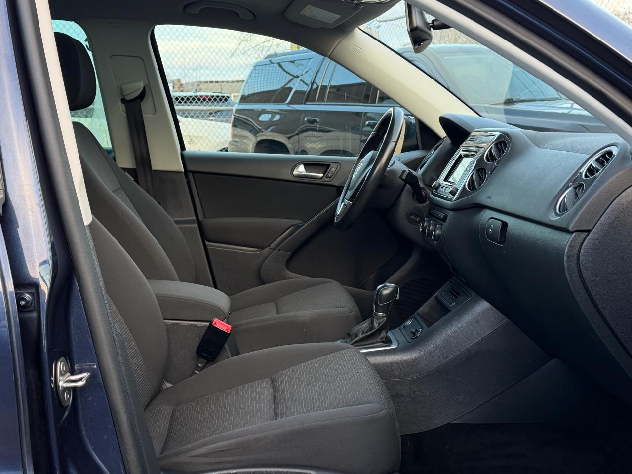 2016 Volkswagen Tiguan Comfortline AWD SUNROOF|BACKUP|HEATED SEATS - Photo #9