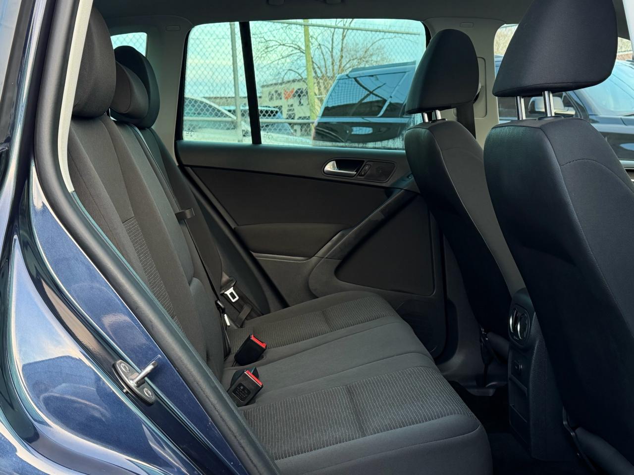 2016 Volkswagen Tiguan Comfortline AWD SUNROOF|BACKUP|HEATED SEATS - Photo #12