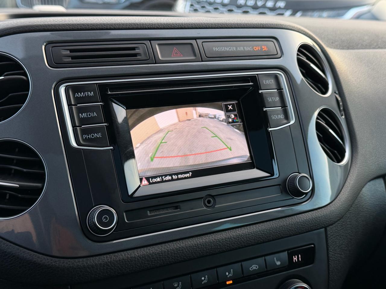 2016 Volkswagen Tiguan Comfortline AWD SUNROOF|BACKUP|HEATED SEATS Photo