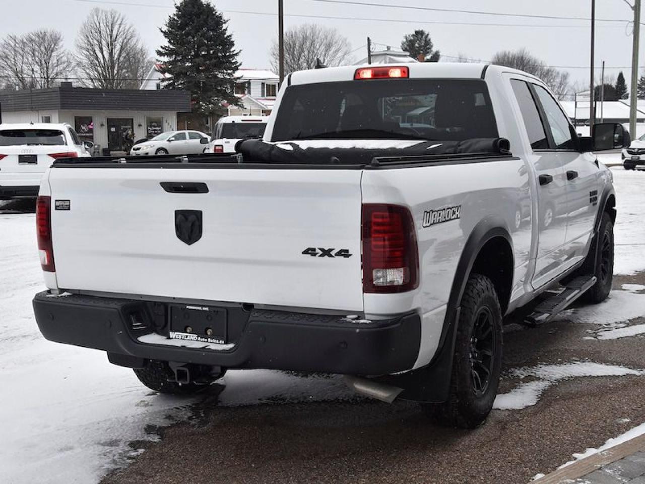 2021 RAM 1500 Classic WARLOCK Photo2