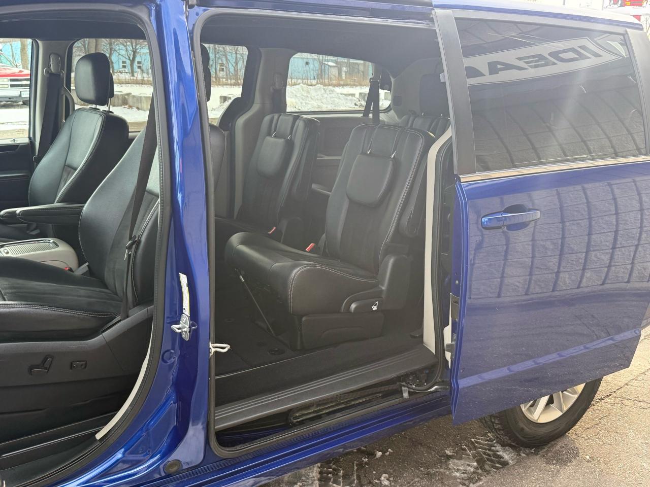 2019 Dodge Grand Caravan SXT Premium Plus Photo