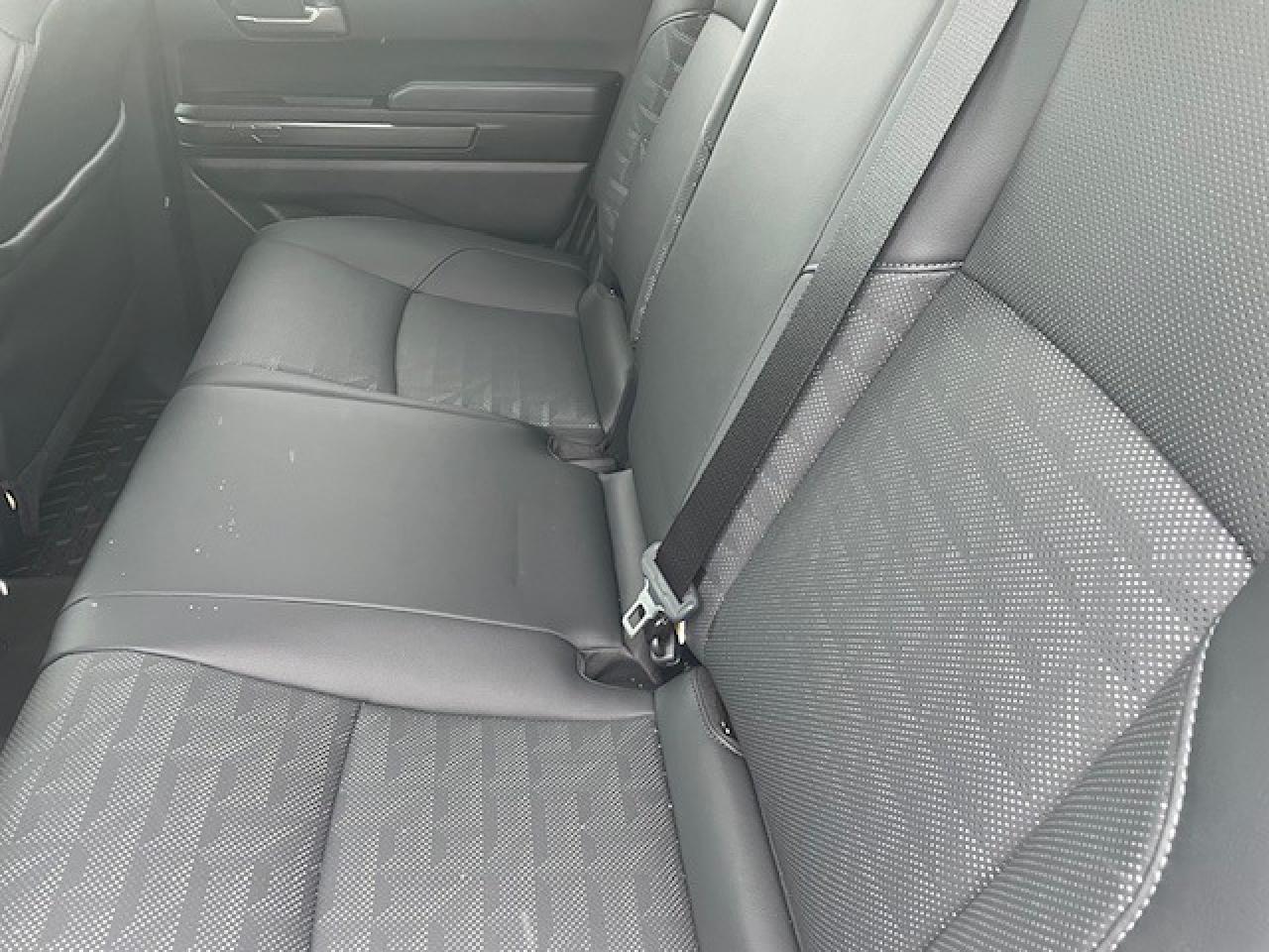 2025 Toyota Tacoma TRD SPORT PREMIUM Photo3