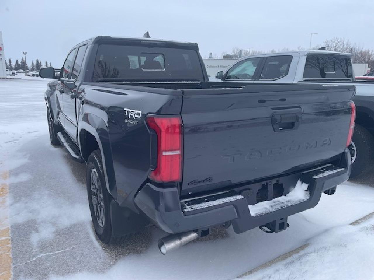 2025 Toyota Tacoma TRD SPORT PREMIUM Photo2