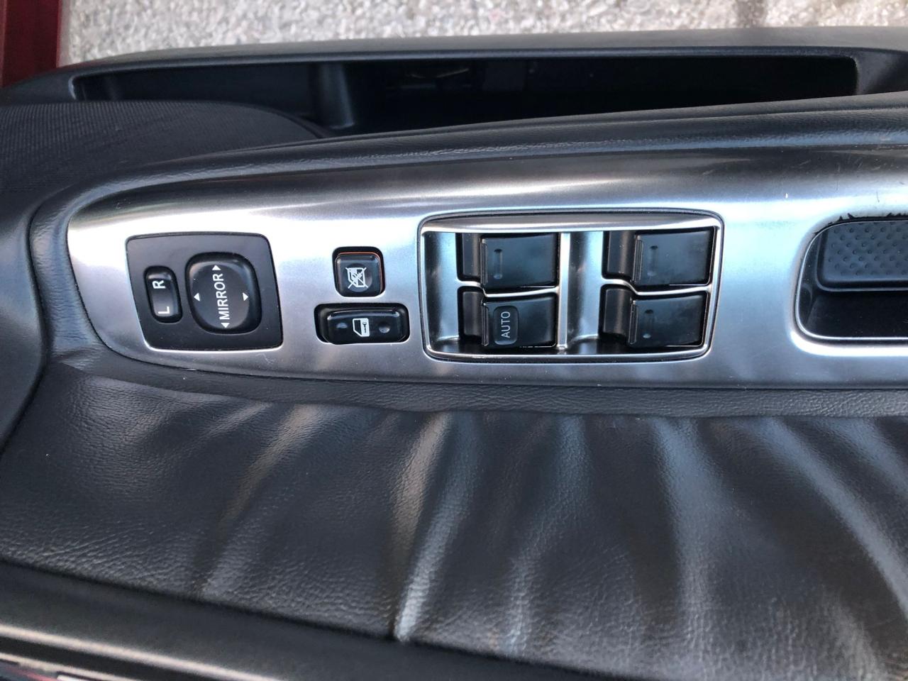 2004 Toyota Camry SE - Photo #11