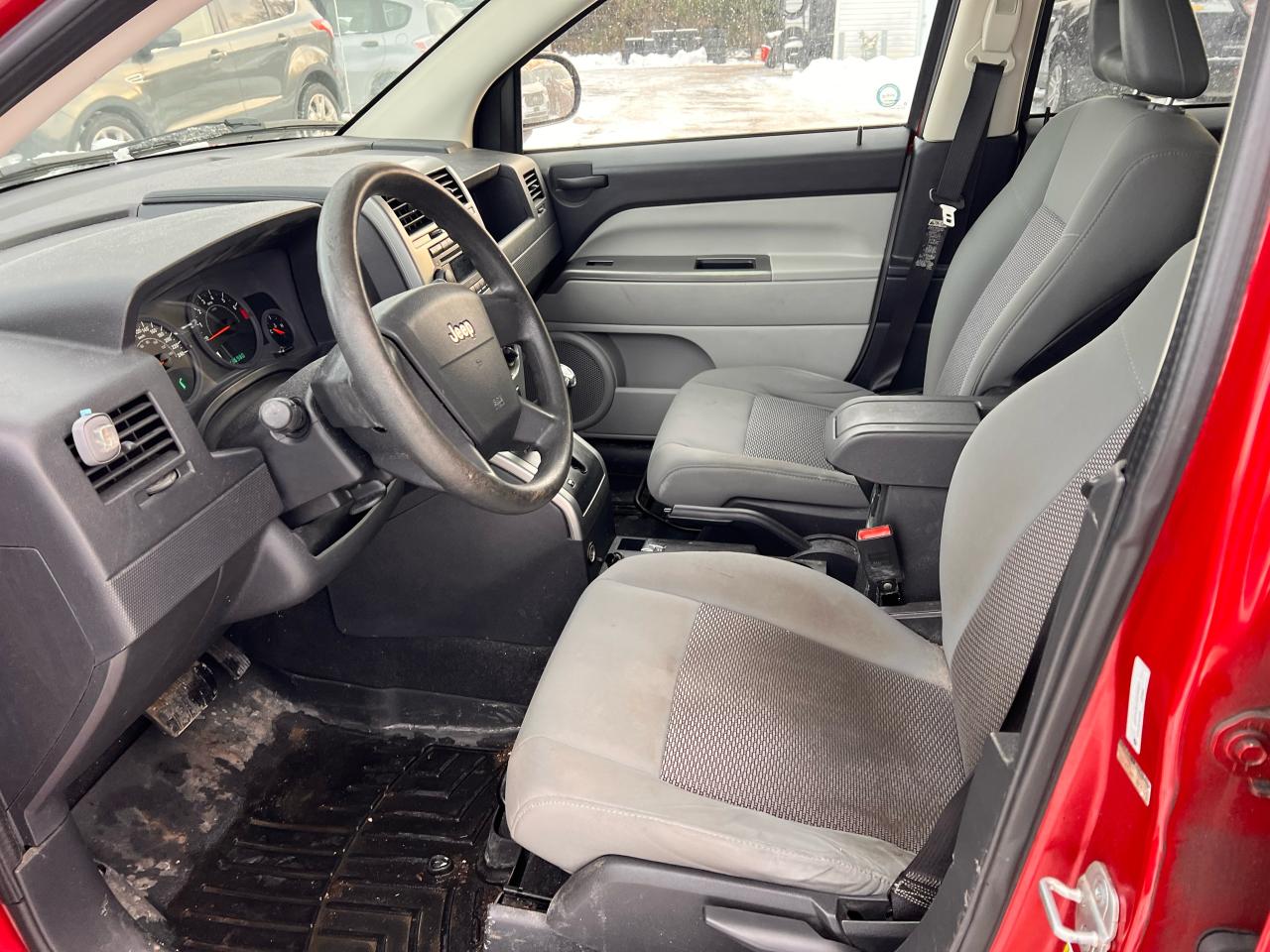 2007 Jeep Compass Sport Photo