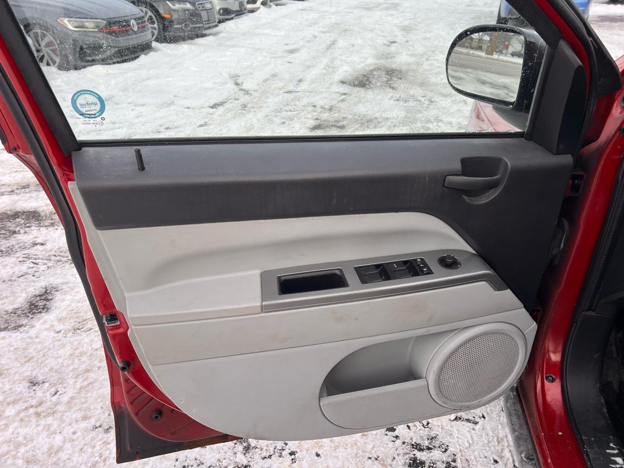 2007 Jeep Compass Sport Photo38