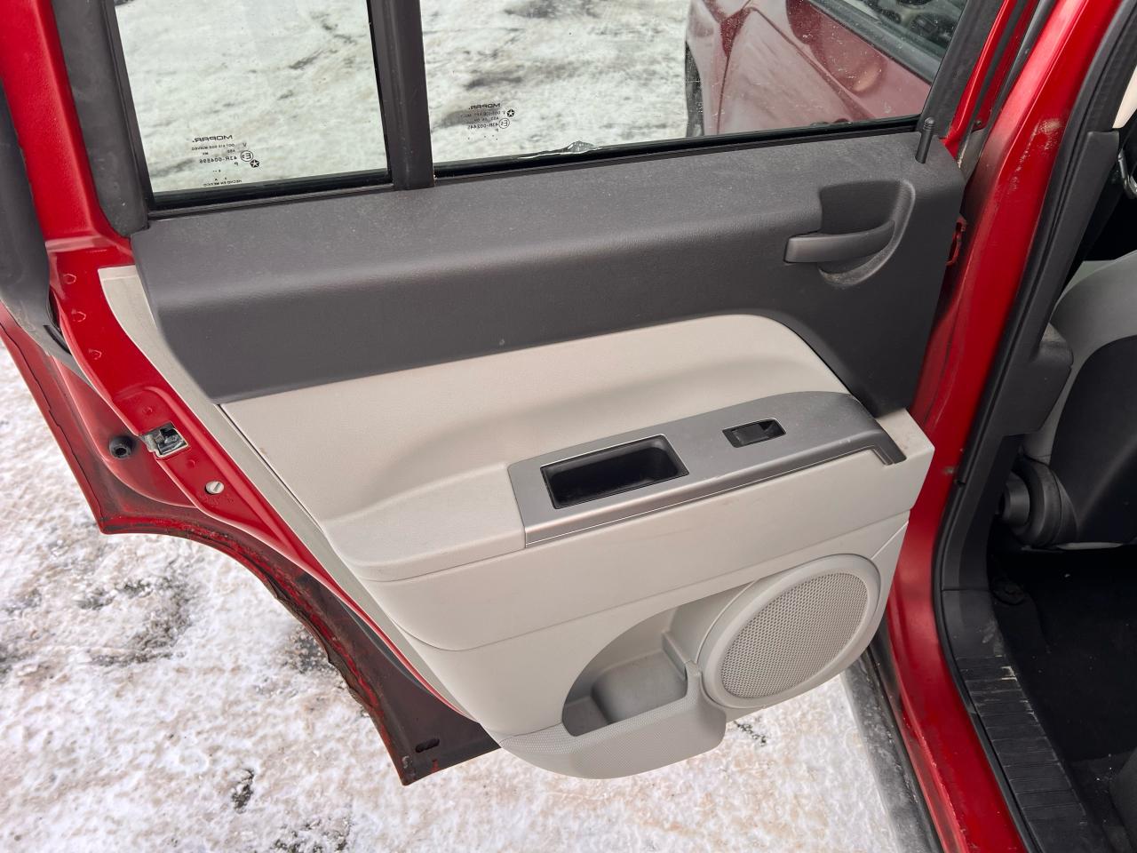 2007 Jeep Compass Sport Photo40