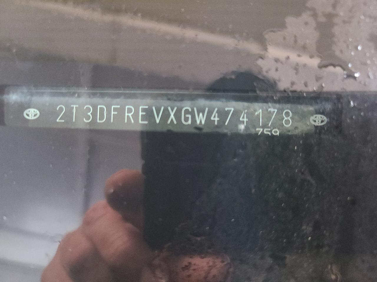 2016 Toyota RAV4 LIMITED  - Photo #21