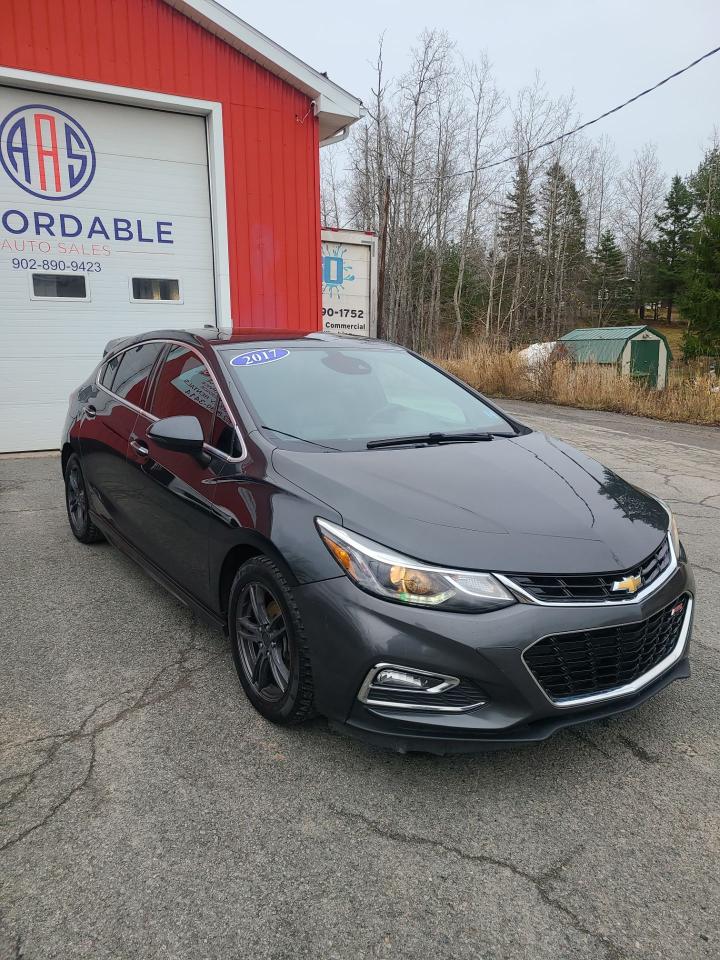 2017 Chevrolet Cruze Premier - Photo #3