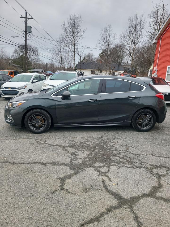 2017 Chevrolet Cruze Premier - Photo #5