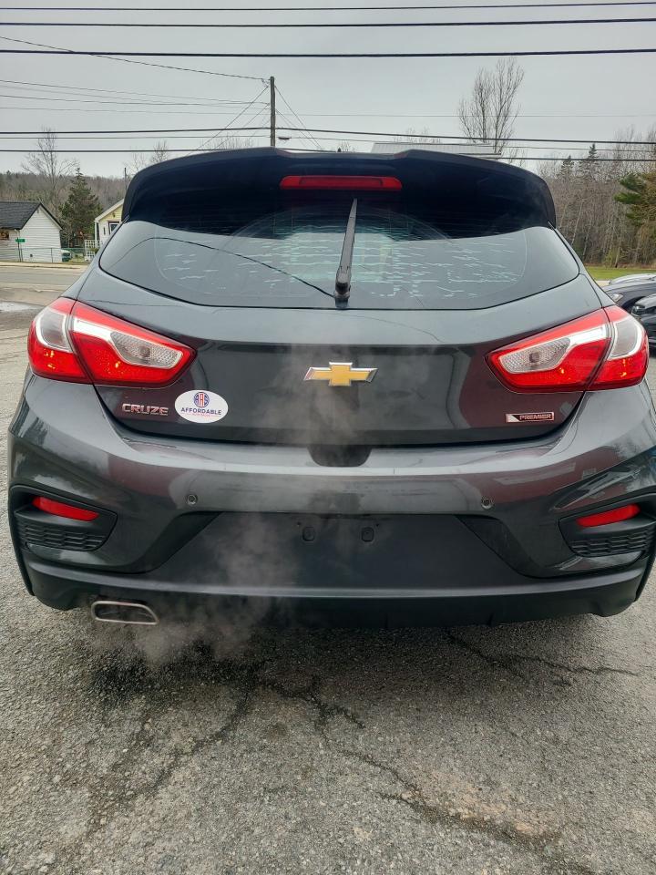 2017 Chevrolet Cruze Premier - Photo #6