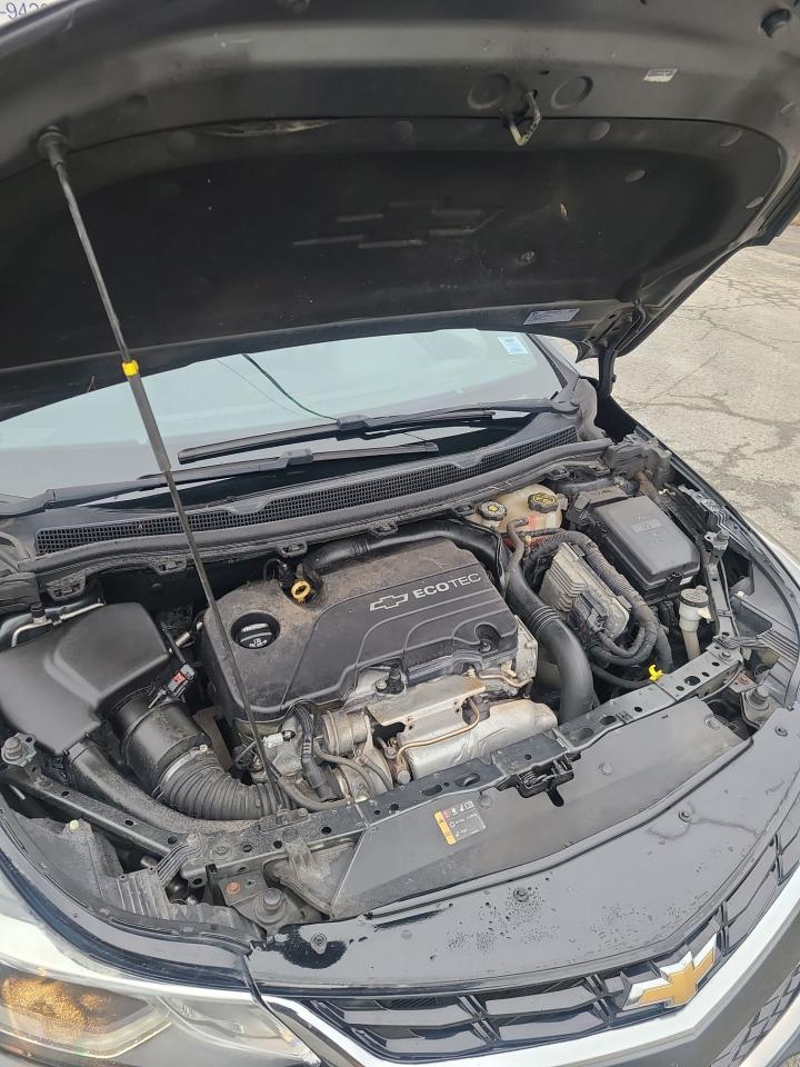 2017 Chevrolet Cruze Premier - Photo #12