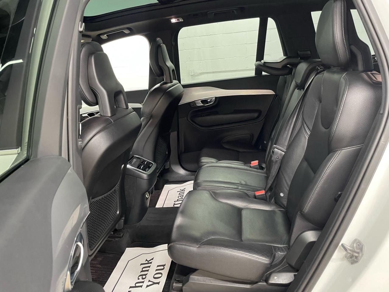 2017 Volvo XC90 T6 Momentum