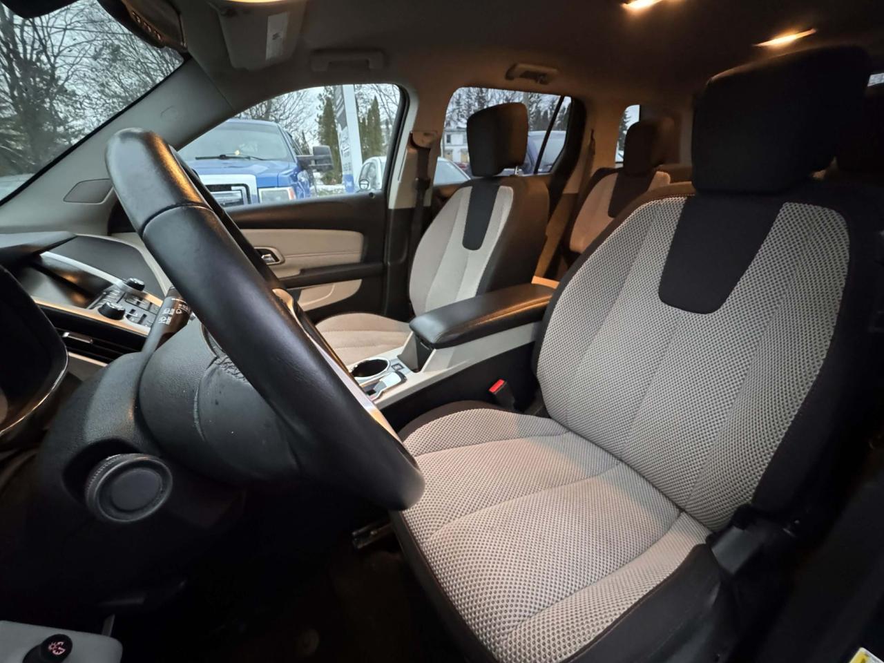 2017 GMC Terrain SLE - Photo #10