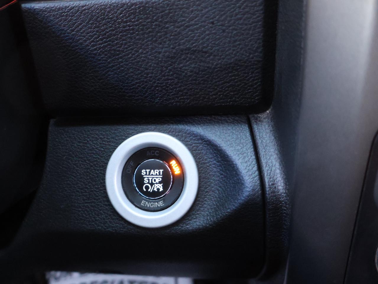 2014 RAM 1500 SPORT HEMI 4WD CREW CERTIFIED CAMERA NAV BLUETOOTH LEATHER HEATED SEATS SUNROOF CRUISE ALLLOYS - Photo #29