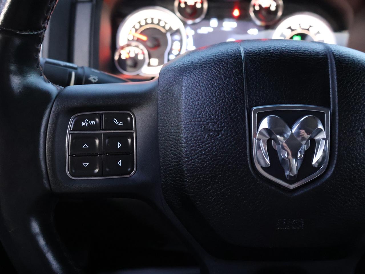 2014 RAM 1500 SPORT HEMI 4WD CREW CERTIFIED CAMERA NAV BLUETOOTH LEATHER HEATED SEATS SUNROOF CRUISE ALLLOYS - Photo #31