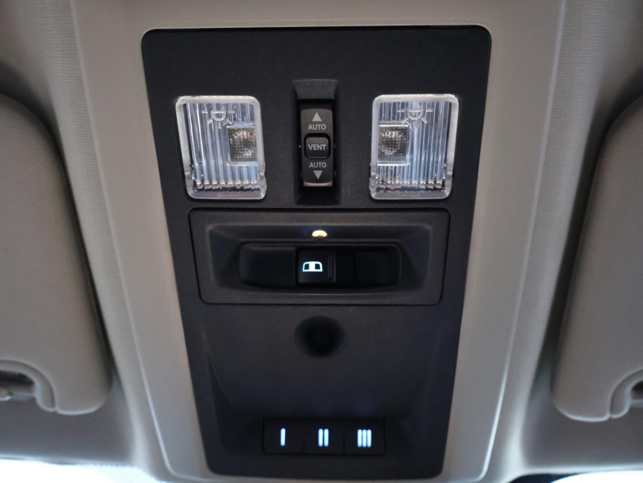 2014 RAM 1500 SPORT HEMI 4WD CREW CERTIFIED CAMERA NAV BLUETOOTH LEATHER HEATED SEATS SUNROOF CRUISE ALLLOYS - Photo #33