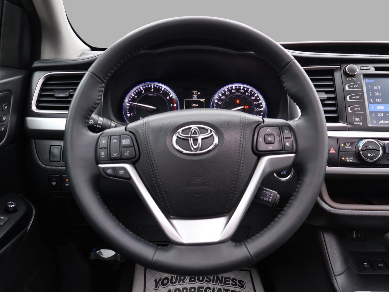 2016 Toyota Highlander LIMITED AWD CERTIFIED *ACCIDENT FREE* CAMERA NAV BLUETOOTH LEATHER HEATED SEATS PANO ROOF CRUISE ALLOYS - Photo #9