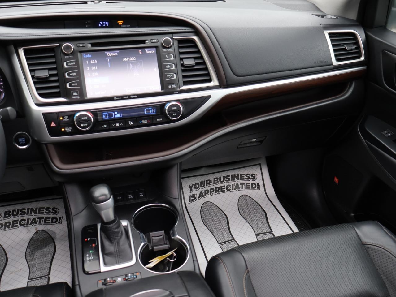 2016 Toyota Highlander LIMITED AWD CERTIFIED *ACCIDENT FREE* CAMERA NAV BLUETOOTH LEATHER HEATED SEATS PANO ROOF CRUISE ALLOYS - Photo #10