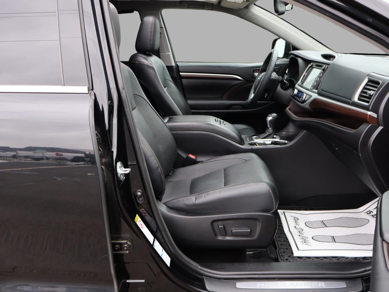 2016 Toyota Highlander LIMITED AWD CERTIFIED *ACCIDENT FREE* CAMERA NAV BLUETOOTH LEATHER HEATED SEATS PANO ROOF CRUISE ALLOYS - Photo #18