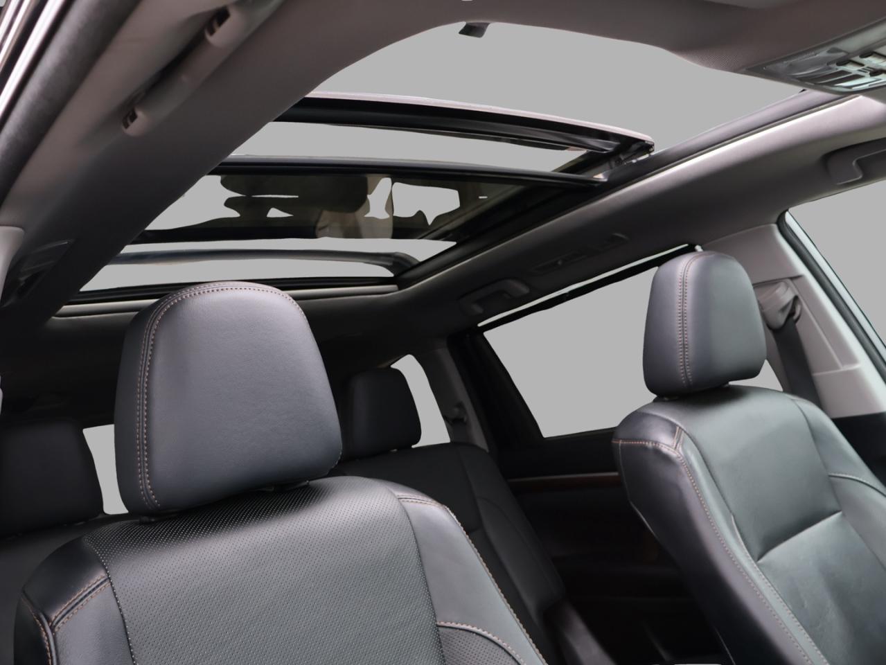 2016 Toyota Highlander LIMITED AWD CERTIFIED *ACCIDENT FREE* CAMERA NAV BLUETOOTH LEATHER HEATED SEATS PANO ROOF CRUISE ALLOYS - Photo #21