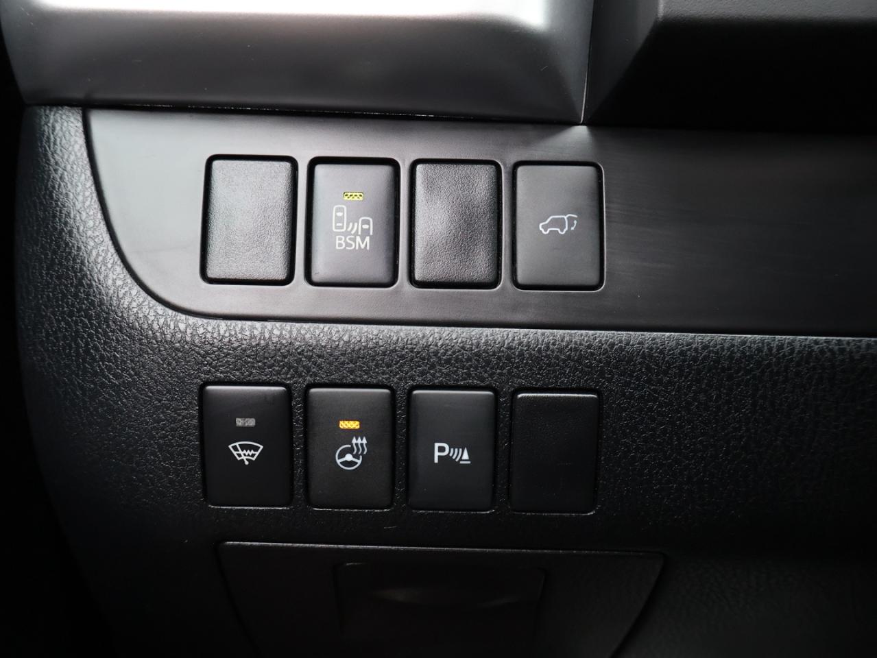 2016 Toyota Highlander LIMITED AWD CERTIFIED *ACCIDENT FREE* CAMERA NAV BLUETOOTH LEATHER HEATED SEATS PANO ROOF CRUISE ALLOYS - Photo #28