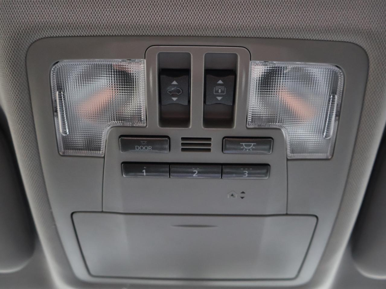 2016 Toyota Highlander LIMITED AWD CERTIFIED *ACCIDENT FREE* CAMERA NAV BLUETOOTH LEATHER HEATED SEATS PANO ROOF CRUISE ALLOYS - Photo #34