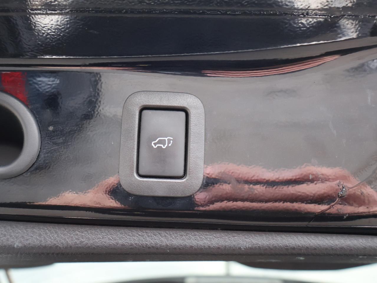 2016 Toyota Highlander LIMITED AWD CERTIFIED *ACCIDENT FREE* CAMERA NAV BLUETOOTH LEATHER HEATED SEATS PANO ROOF CRUISE ALLOYS - Photo #37