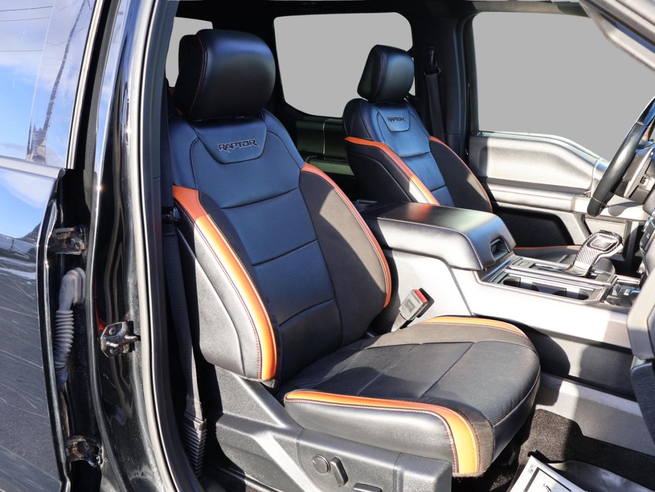 2018 Ford F-150 RAPTOR SUPER CREW 4WD CERTIFIED *ACCIDENT FREE* CAMERA NAV BLUETOOTH LEATHER HEATED SEATS PANO ROOF CRUISE ALLOYS - Photo #18