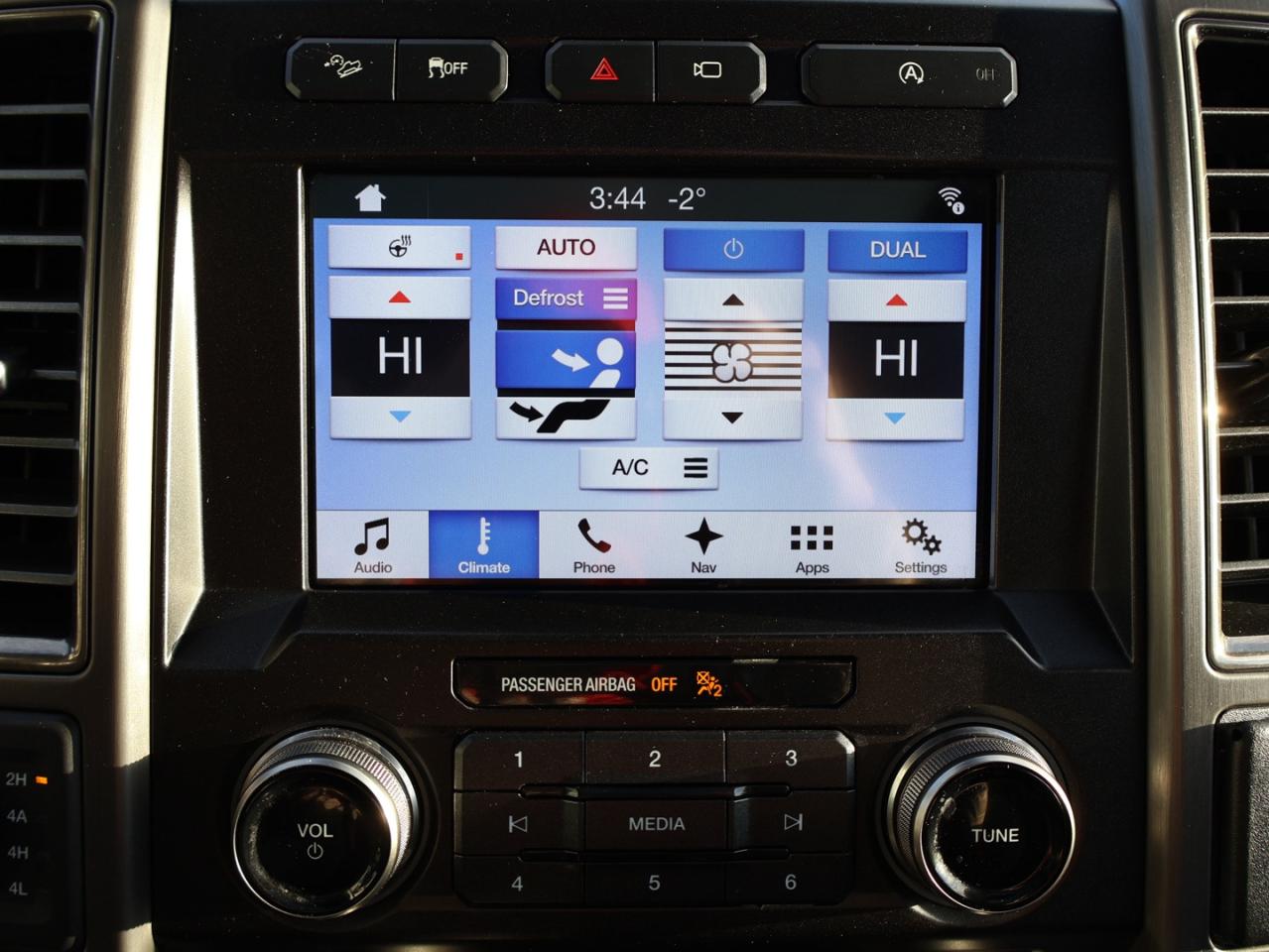 2018 Ford F-150 RAPTOR SUPER CREW 4WD CERTIFIED *ACCIDENT FREE* CAMERA NAV BLUETOOTH LEATHER HEATED SEATS PANO ROOF CRUISE ALLOYS - Photo #23