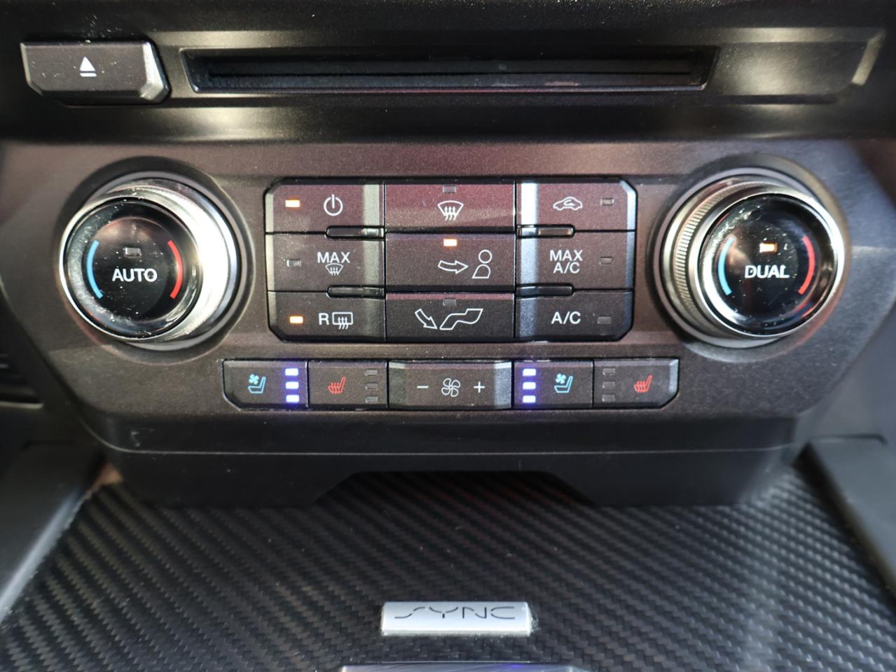 2018 Ford F-150 RAPTOR SUPER CREW 4WD CERTIFIED *ACCIDENT FREE* CAMERA NAV BLUETOOTH LEATHER HEATED SEATS PANO ROOF CRUISE ALLOYS - Photo #24