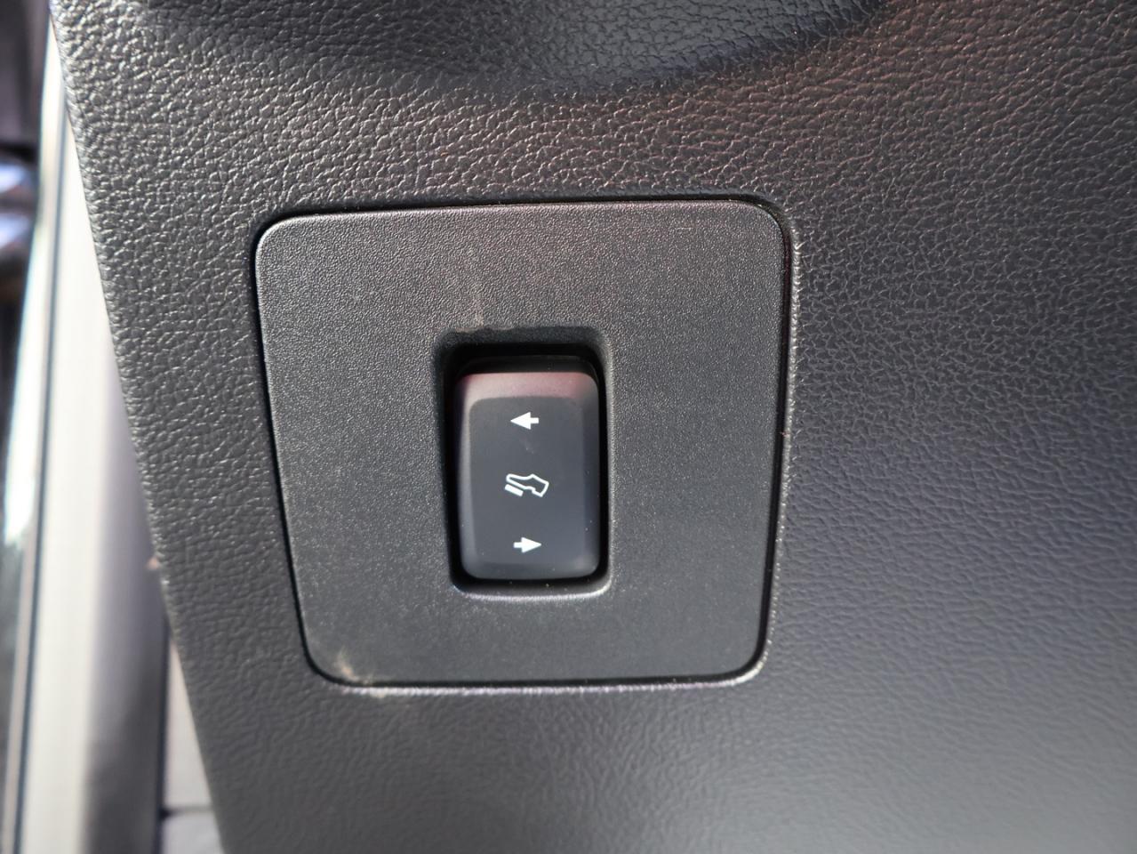 2018 Ford F-150 RAPTOR SUPER CREW 4WD CERTIFIED *ACCIDENT FREE* CAMERA NAV BLUETOOTH LEATHER HEATED SEATS PANO ROOF CRUISE ALLOYS - Photo #39