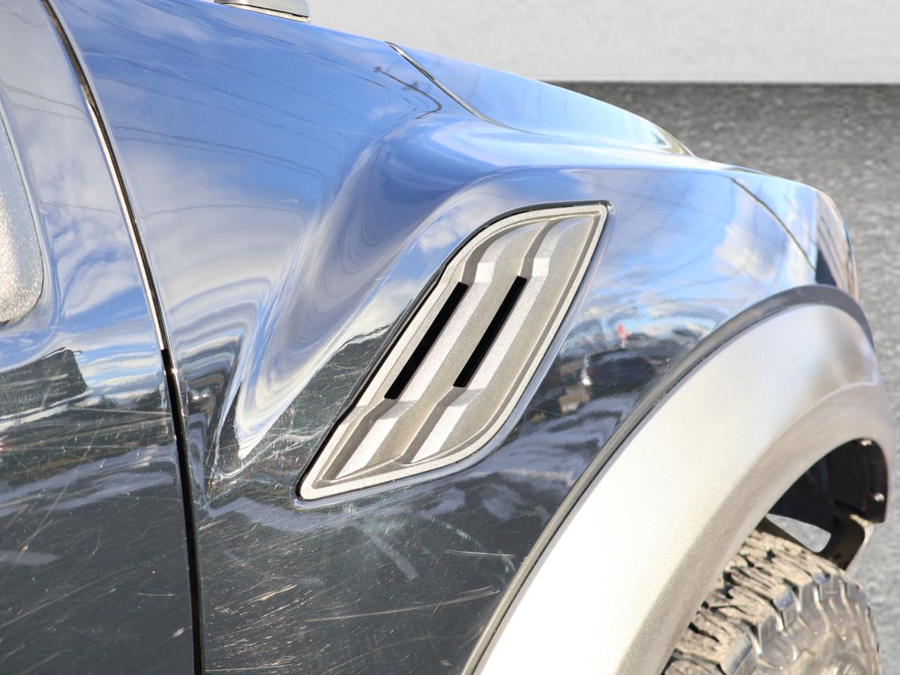 2018 Ford F-150 RAPTOR SUPER CREW 4WD CERTIFIED *ACCIDENT FREE* CAMERA NAV BLUETOOTH LEATHER HEATED SEATS PANO ROOF CRUISE ALLOYS - Photo #46