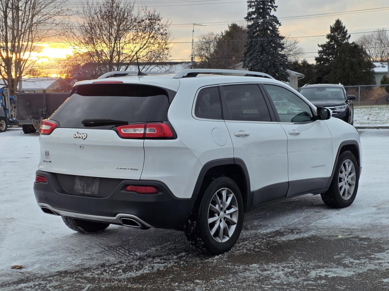 2018 Jeep Cherokee Limited 4WD - Photo #5
