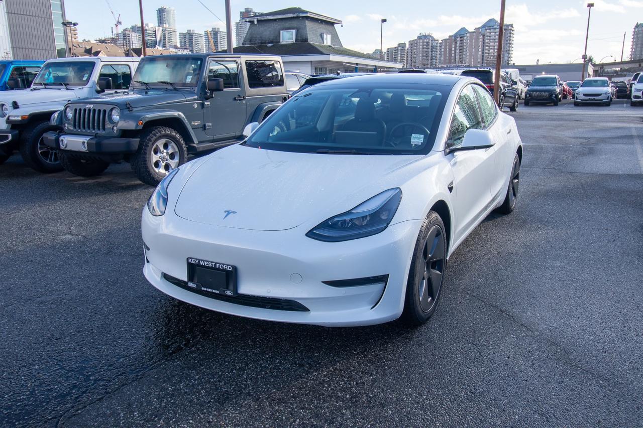 2022 Tesla Model 3 undefined Photo1