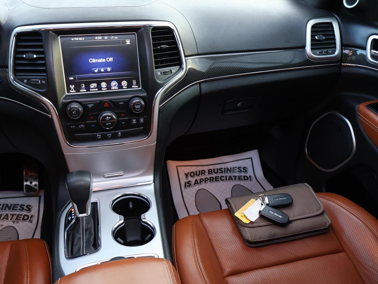 2016 Jeep Grand Cherokee SRT 4WD CERTIFIED *DODGE MAINTAIN* CAMERA NAV BLUETOOTH LEATHER HEATED SEATS SUNROOF CRUISE ALLOYS - Photo #9